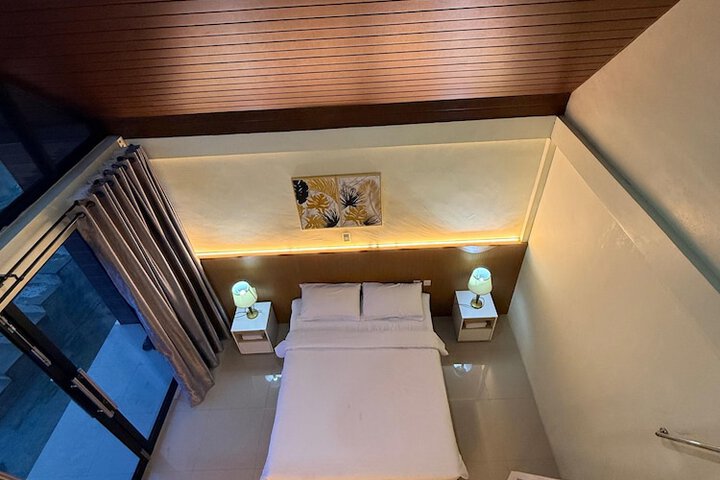 Room 29 of 61