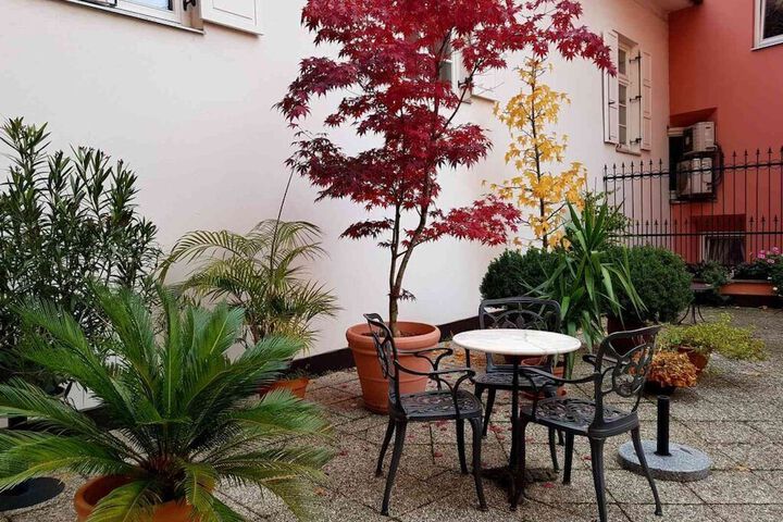 Hotel Exterior 54 of 66