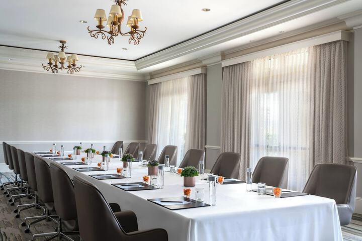 Meeting facility