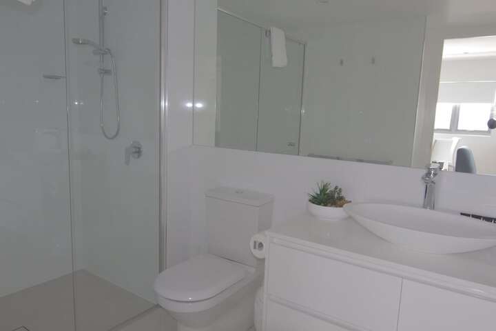 Room 43 of 59