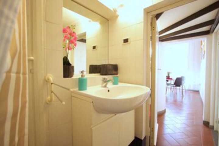 Room 3 of 14