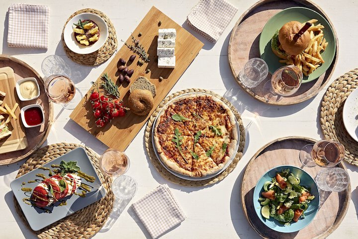 Dining 96 of 121