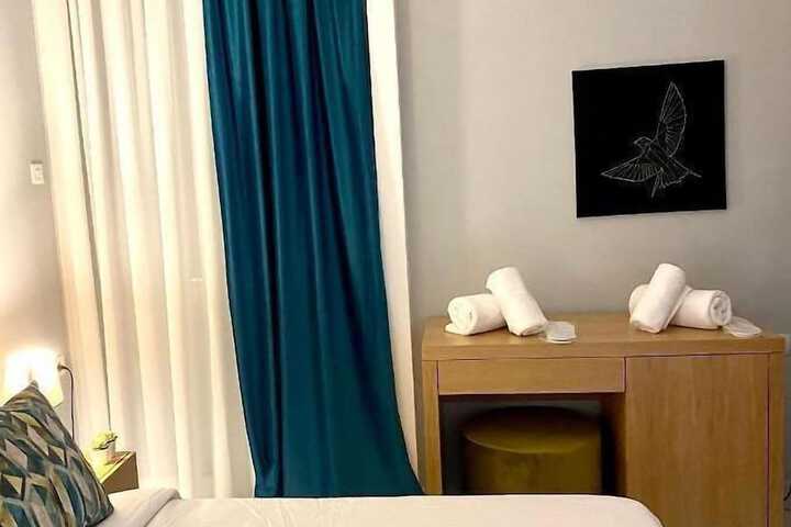 Room 14 of 26