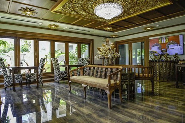 Hotel Interior 9 of 94