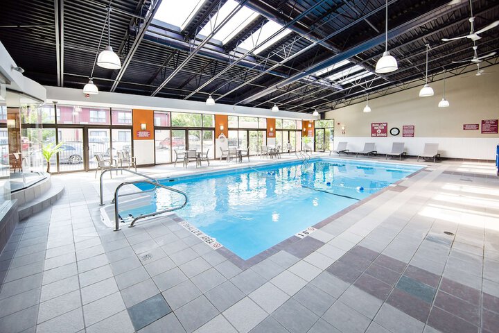 Pool 35 of 52