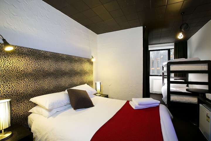 Room 13 of 39