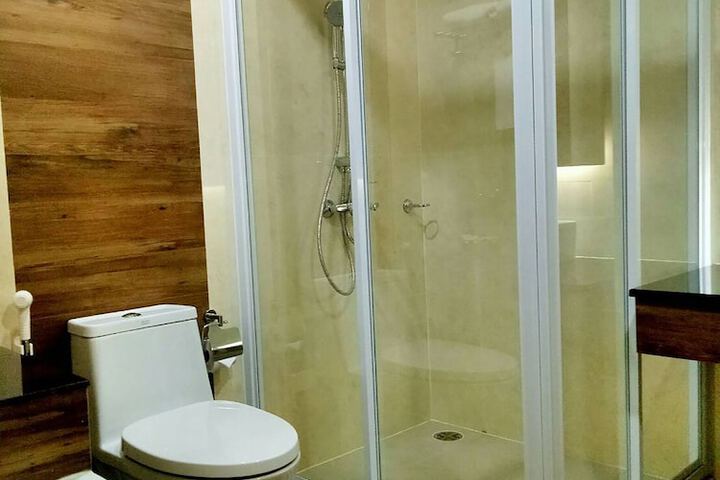 Room 21 of 45