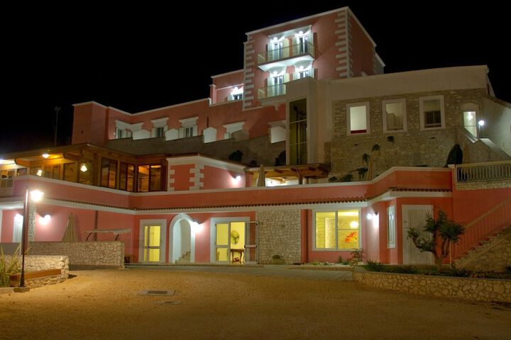 Hotel 55 of 65