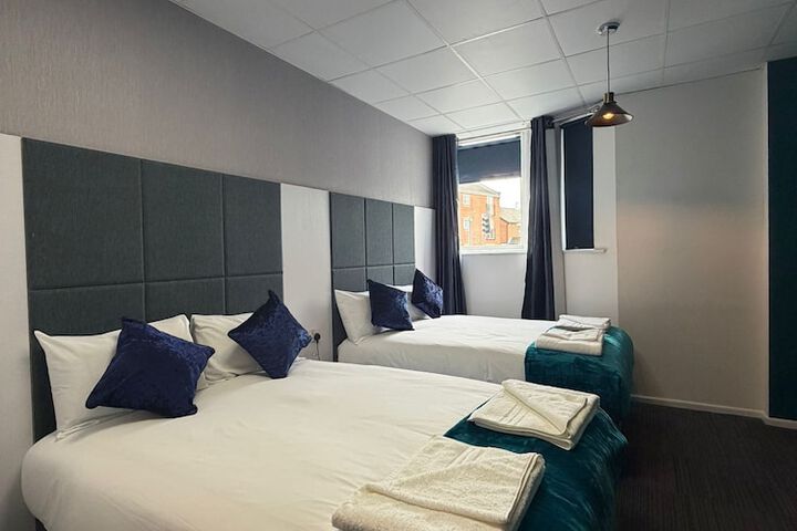 Room 17 of 25