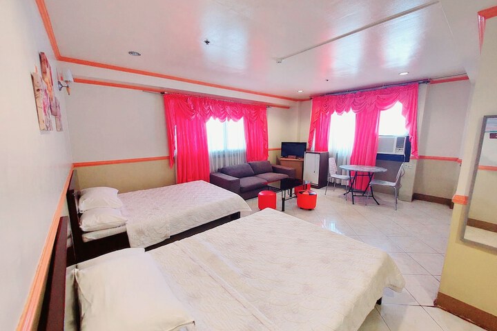 Room 21 of 40