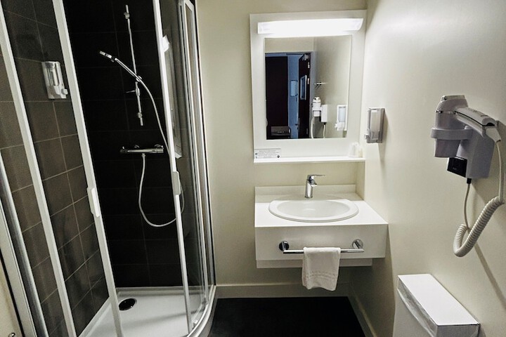 Room 31 of 51