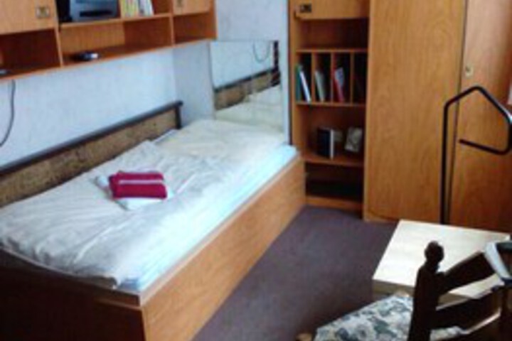 Room 36 of 43