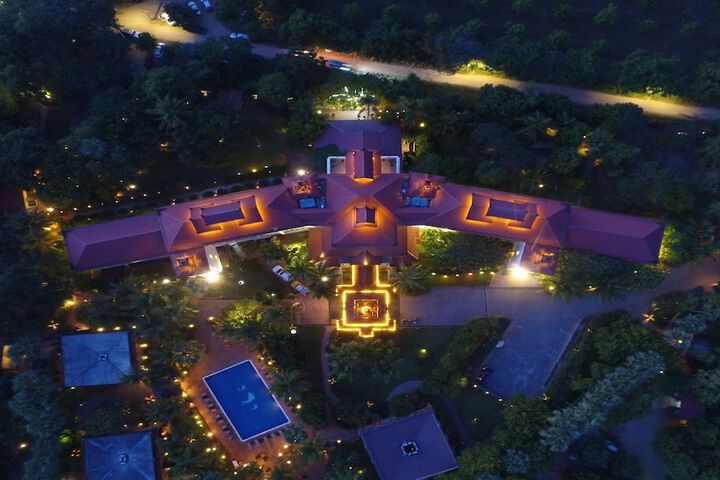 Hotel 60 of 61