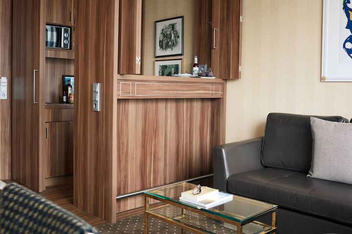 Private kitchenette