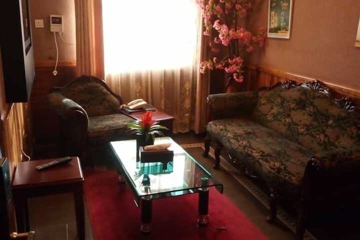Room 15 of 15