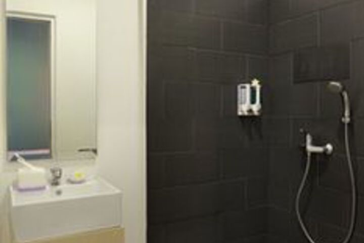 Room 2 of 14