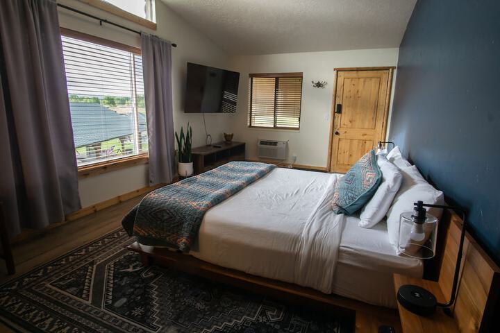 Room 33 of 92
