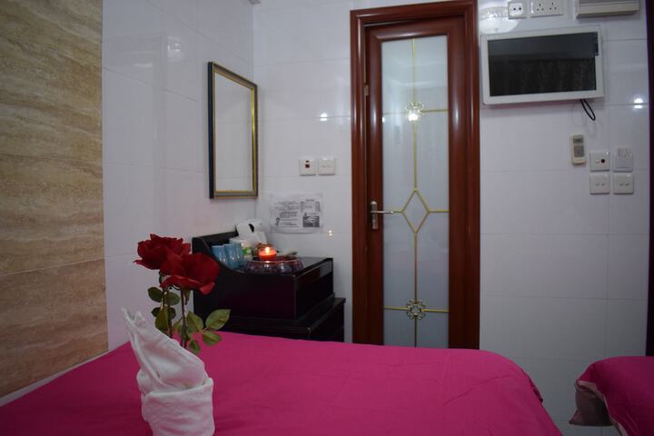 Room 10 of 45