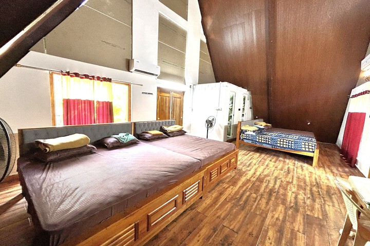 Room 20 of 117