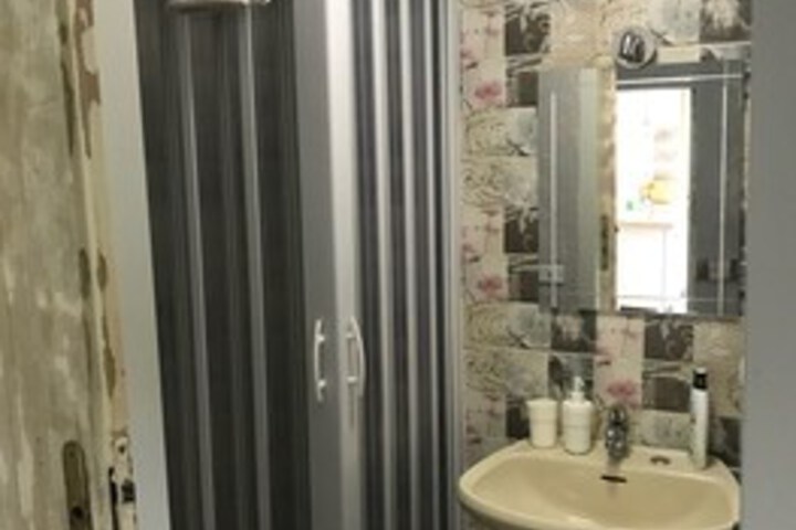 Room 3 of 38