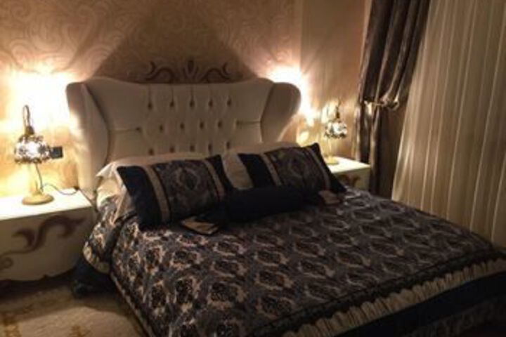Room 30 of 46