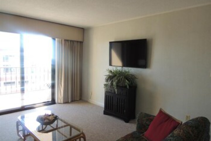 Room 14 of 35