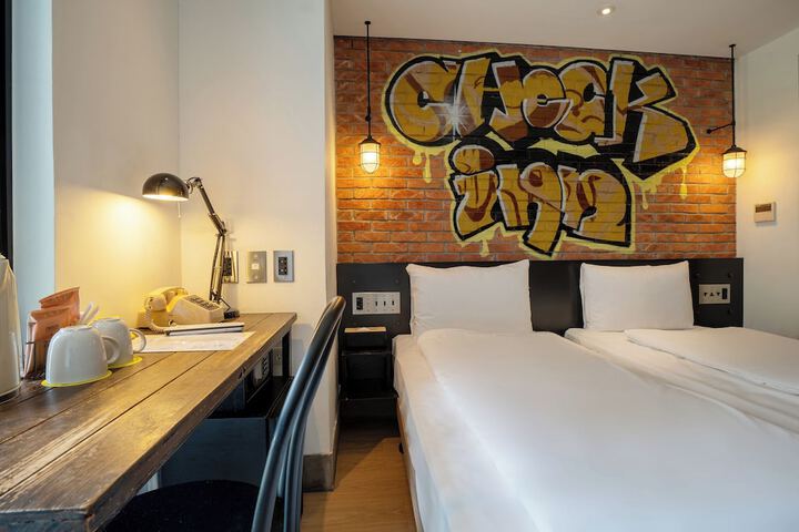 Room 13 of 55