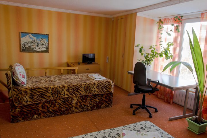 Room 13 of 41