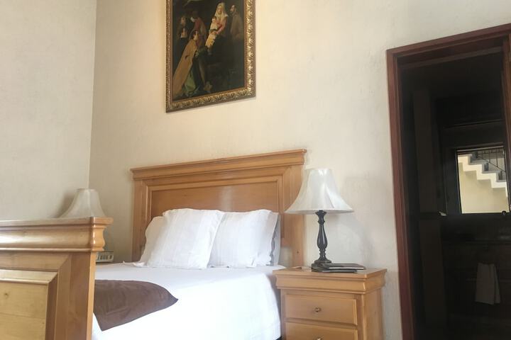 Room 5 of 87
