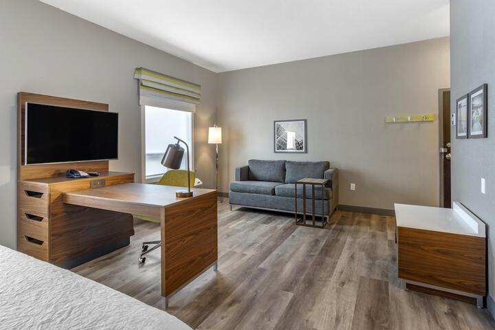 Room 17 of 30