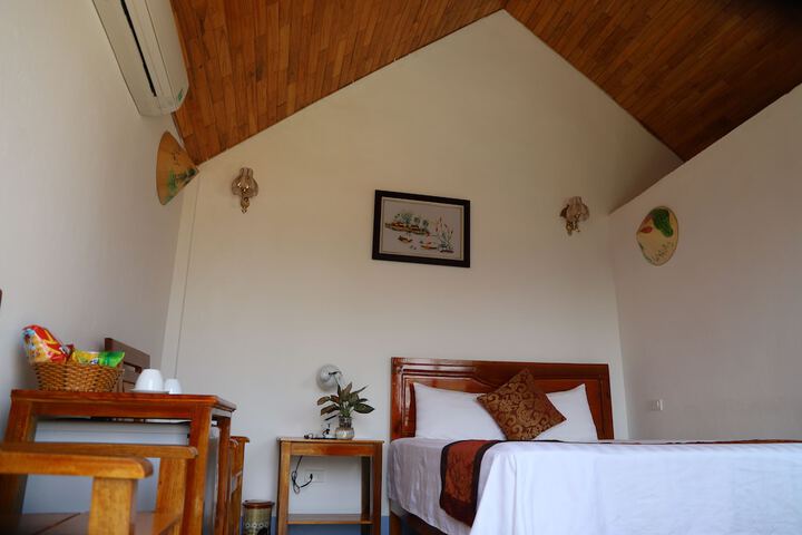 Room 11 of 56