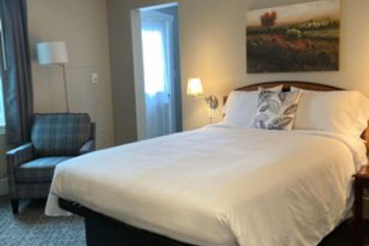 Room 70 of 141
