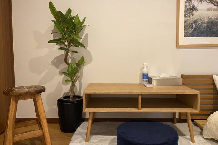 Room 18 of 49