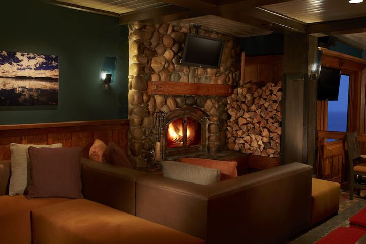 Fireplace