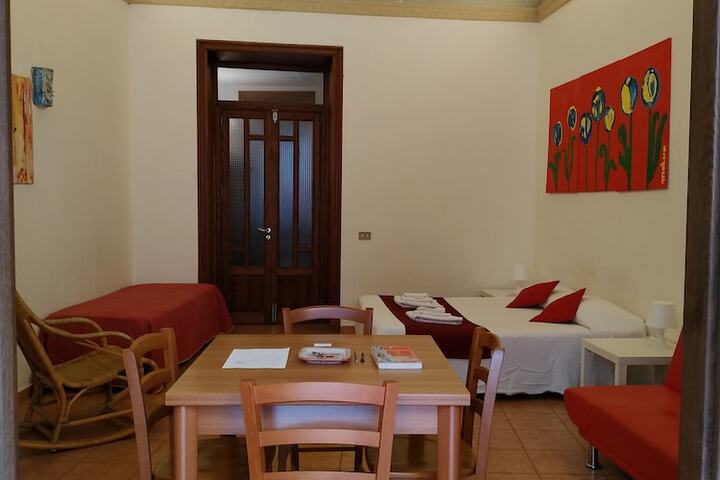 Room 15 of 36