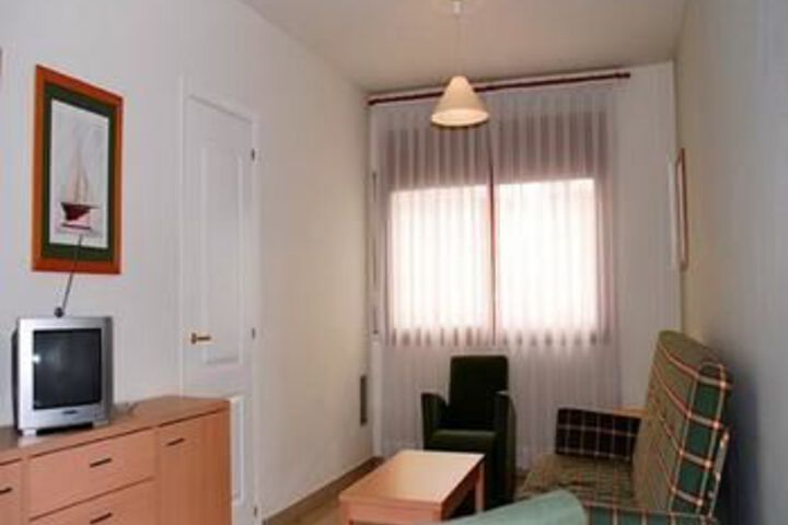 Room 3 of 13