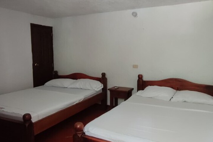 Room 4 of 26