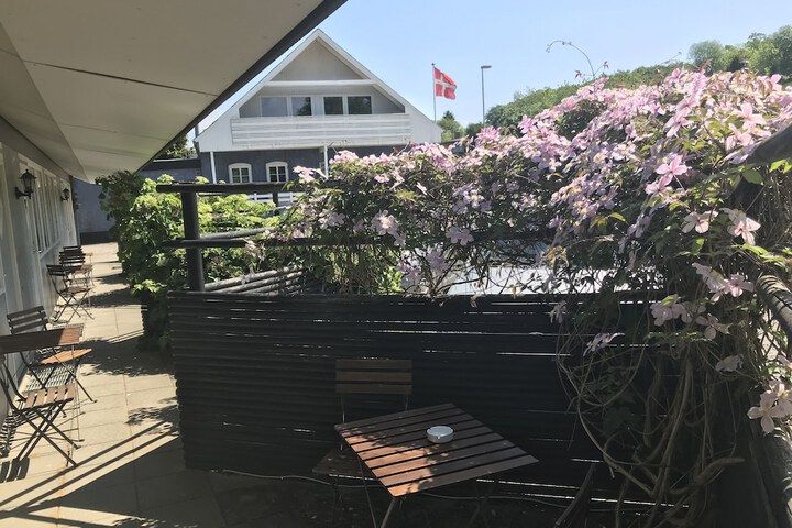 Terrace/Patio 73 of 76