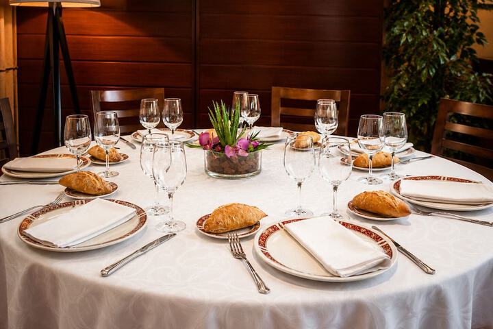 Dining 96 of 133