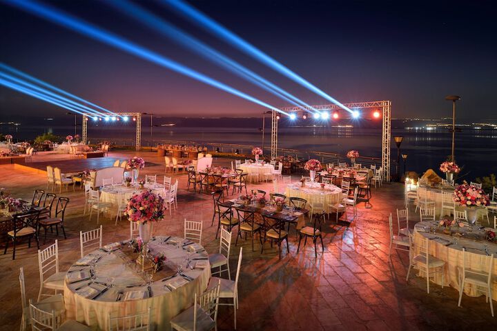 Ballroom/Hall 159 of 175