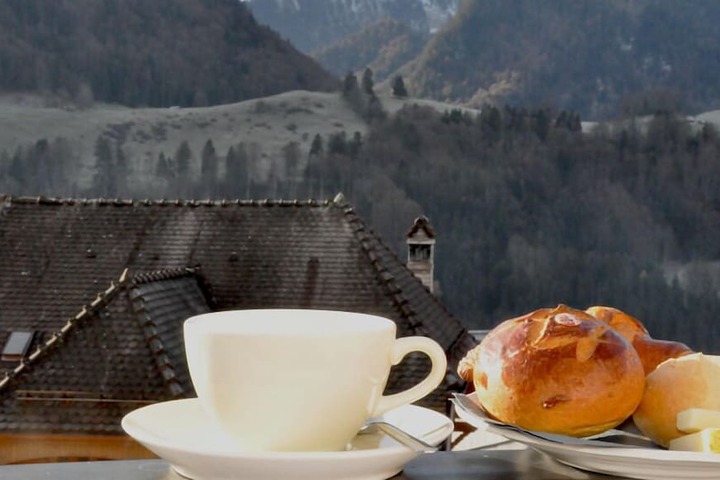 Breakfast/Coffee Service 6 of 9