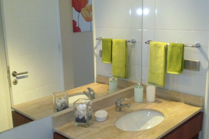 Room 10 of 13