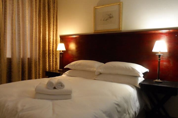 Room 6 of 43