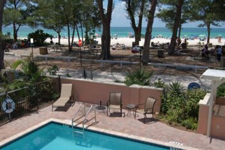 Exterior of Alamanda Villas 6 by RedAwning