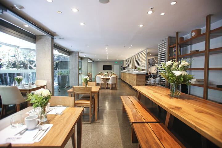 Breakfast/Coffee Service 82 of 136