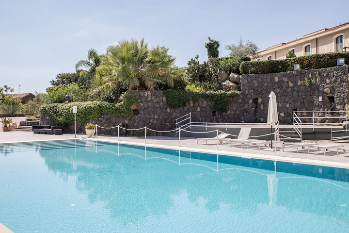 Pool 58 of 86