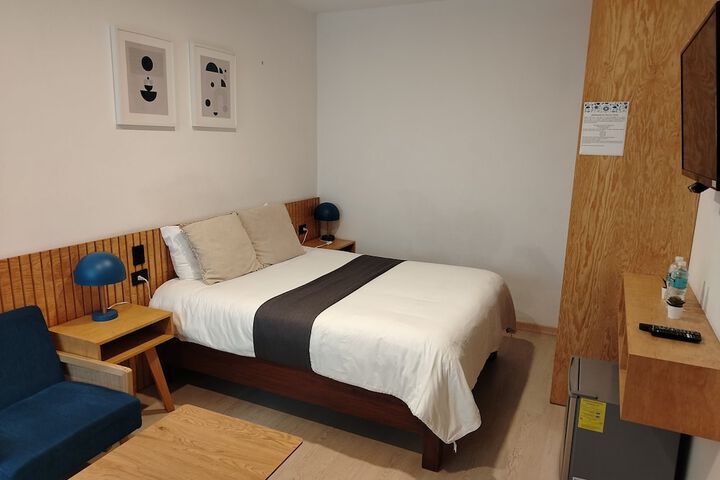 Room 17 of 22