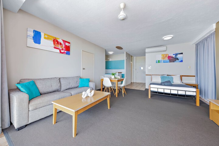 Room 13 of 52