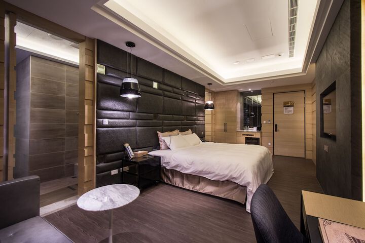 Room 34 of 113