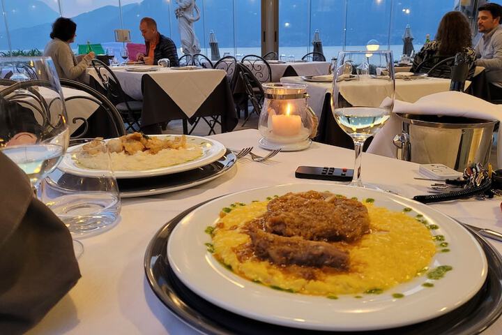 Dining 132 of 194